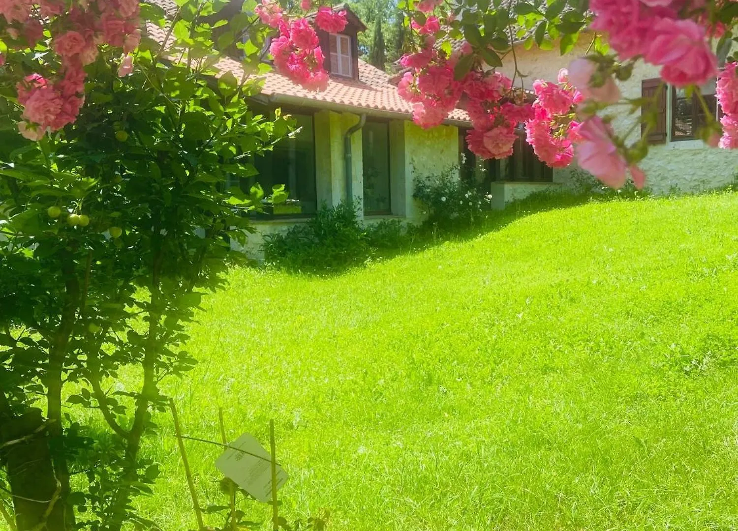 Maison Oya مونتريال بيت للعطل